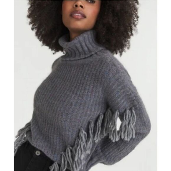 Something Navy Oct Isla Fringe Turtleneck Sweater - Picture 2 of 11